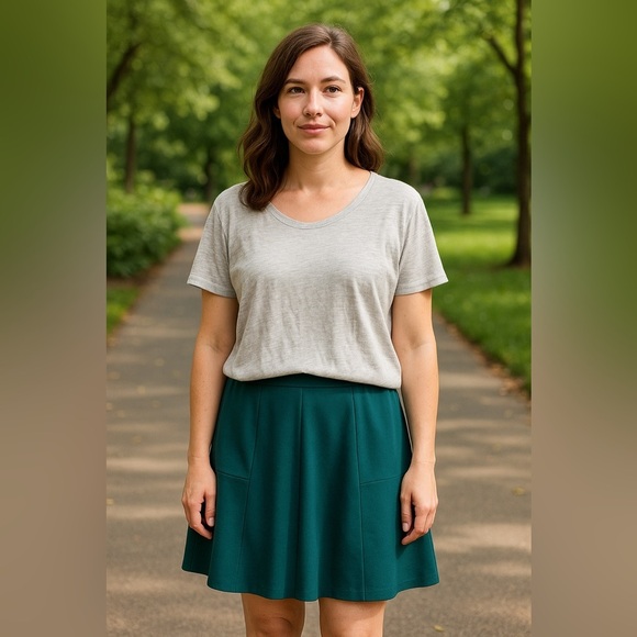 Vince Heather Gray Relaxed Short Sleeve Tee Size Small Minimalist Luxe Basics - Picture 2 of 7